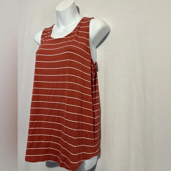 Market & Spruce Alora Twist Back Knit Tank Medium - Picture 2 of 5